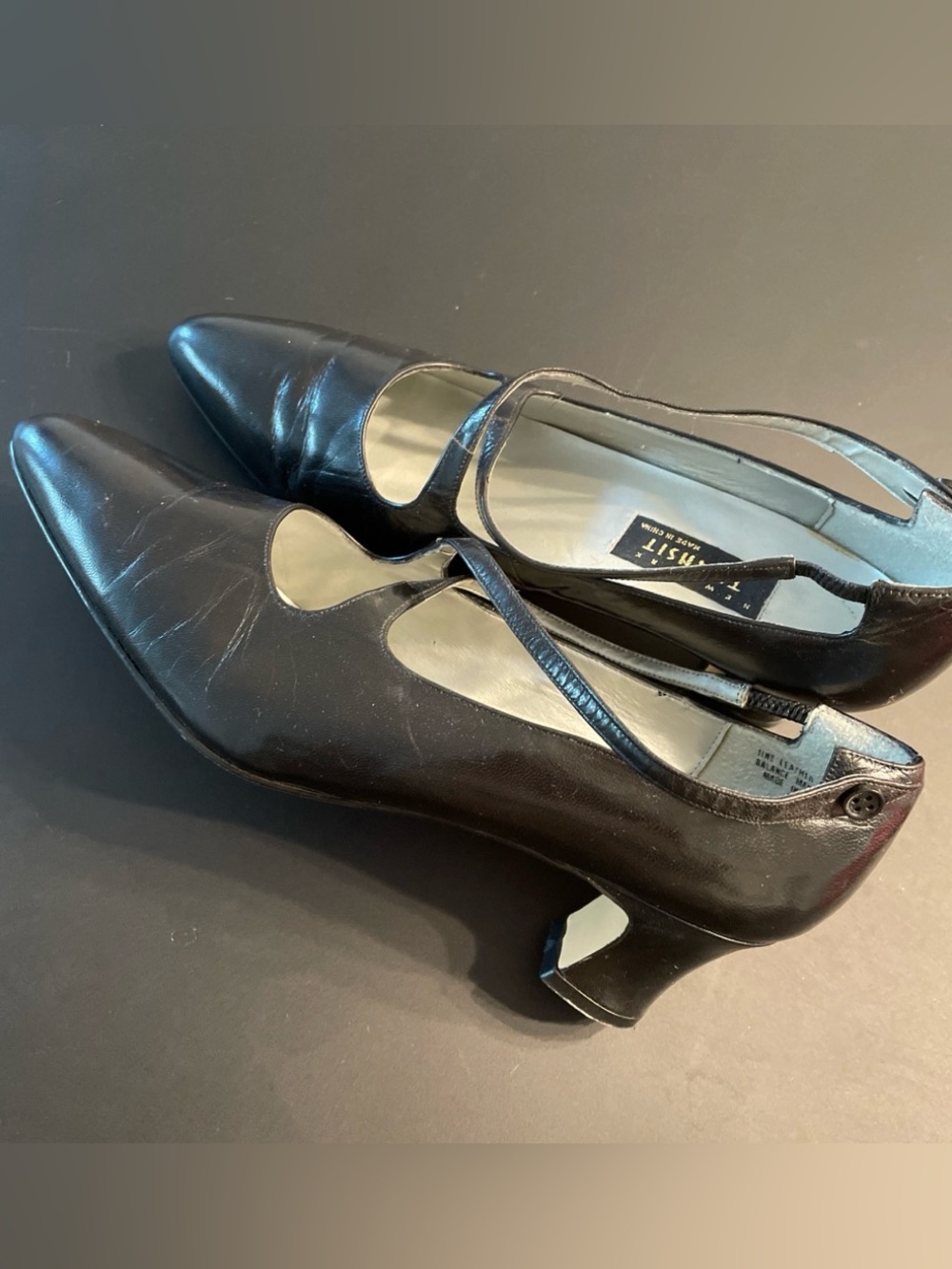 New York Transit Vintage Mary Jane Kitten Heels Size 9 Black 80s Modest Academia